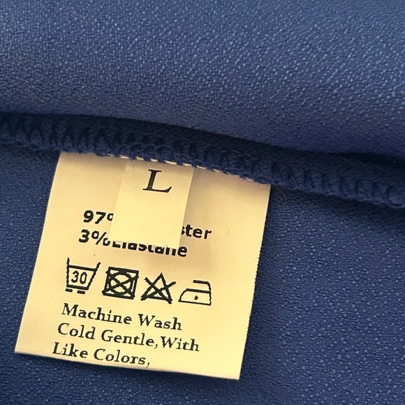 HUGE SALE! GORGEOUS ELECTRIC BLUE LARGE TOP NWT - Picture 9 of 10